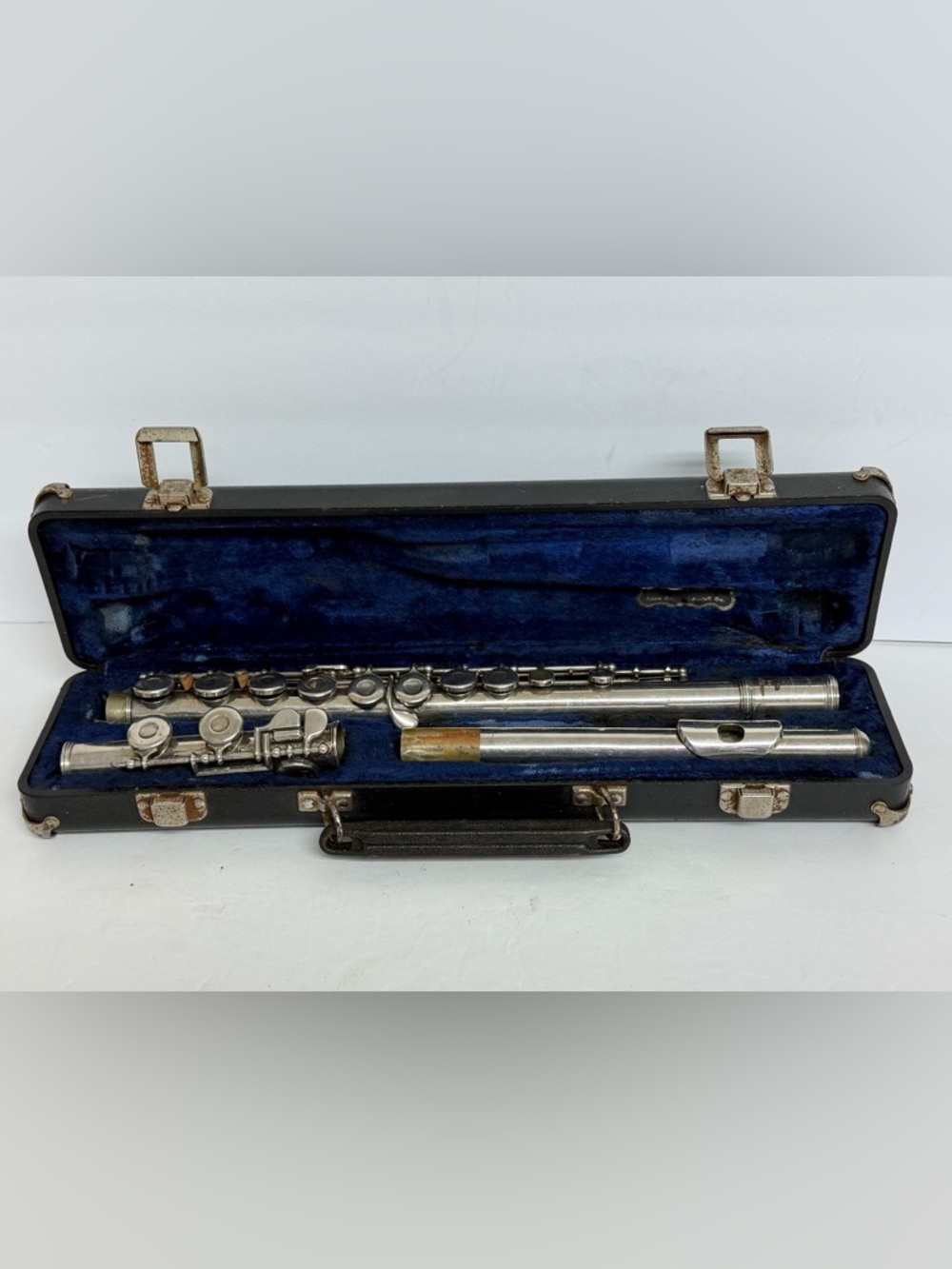 WT Armstrong 104 Beginner Flute With Hard Case Made in USA